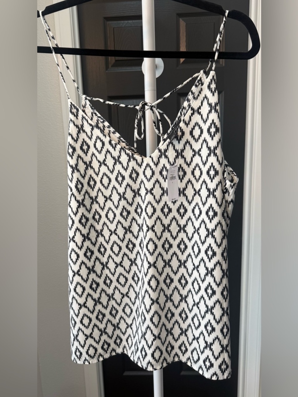 Banana Republic Black & White Geometric Spaghetti Strap Cami